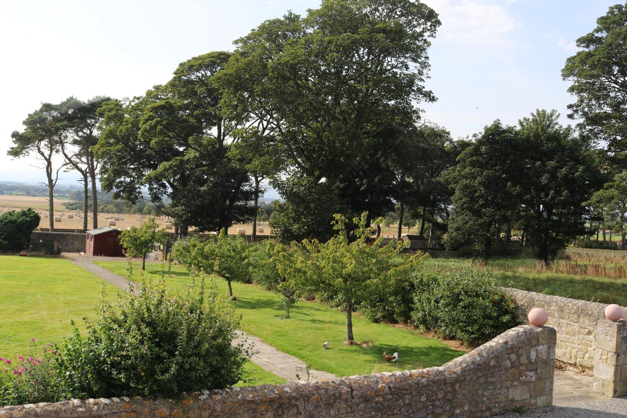 Tarrel Farmhouse Portmahomack Exterior photo